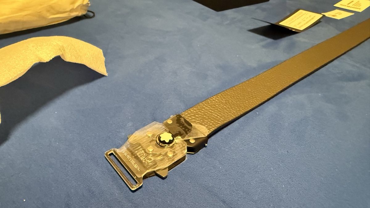 Ceinture Montblanc M Lock 4810 cuir gris neuf (Neu und originalverpackt ...