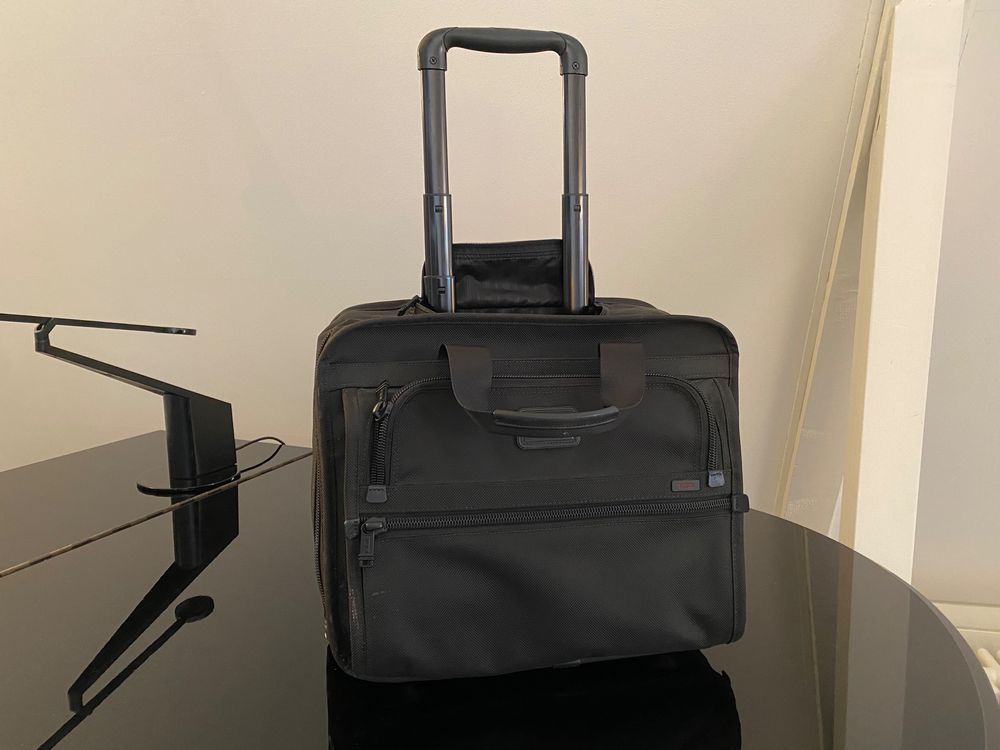 Tumi Business Trolley Rollkoffer schwarz Aktentasche (Gebraucht) in ...
