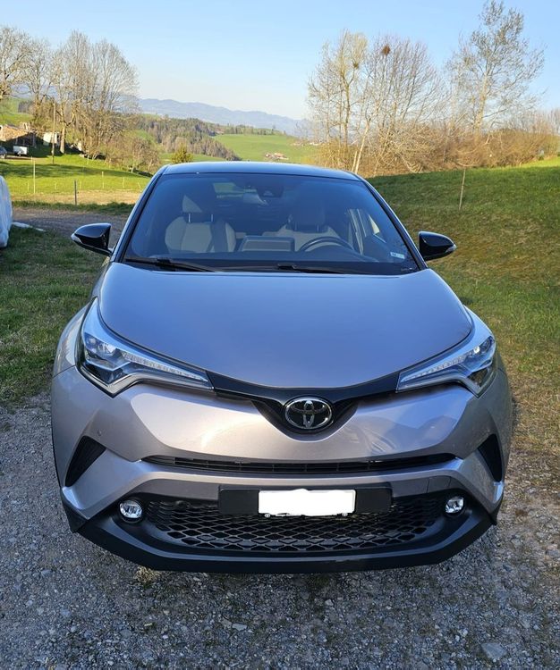 Toyota Automobili: TOYOTA C-HR 1.2 T Style 4x4 mit Anhängerkupplung – Usato da Zug venduto da Lilao