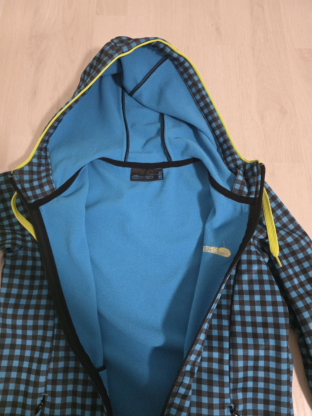 Giacche: Damen-Windjackw blau schwarz Grösse 36 – Usato da Schöftland venduto da Aktion56 2