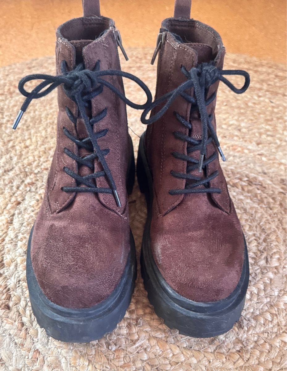 Zara Scarpe da donna: Braune Zara Wildleder Boots Gr. 36 – Usato da Samstagern venduto da Miss_Raven 2