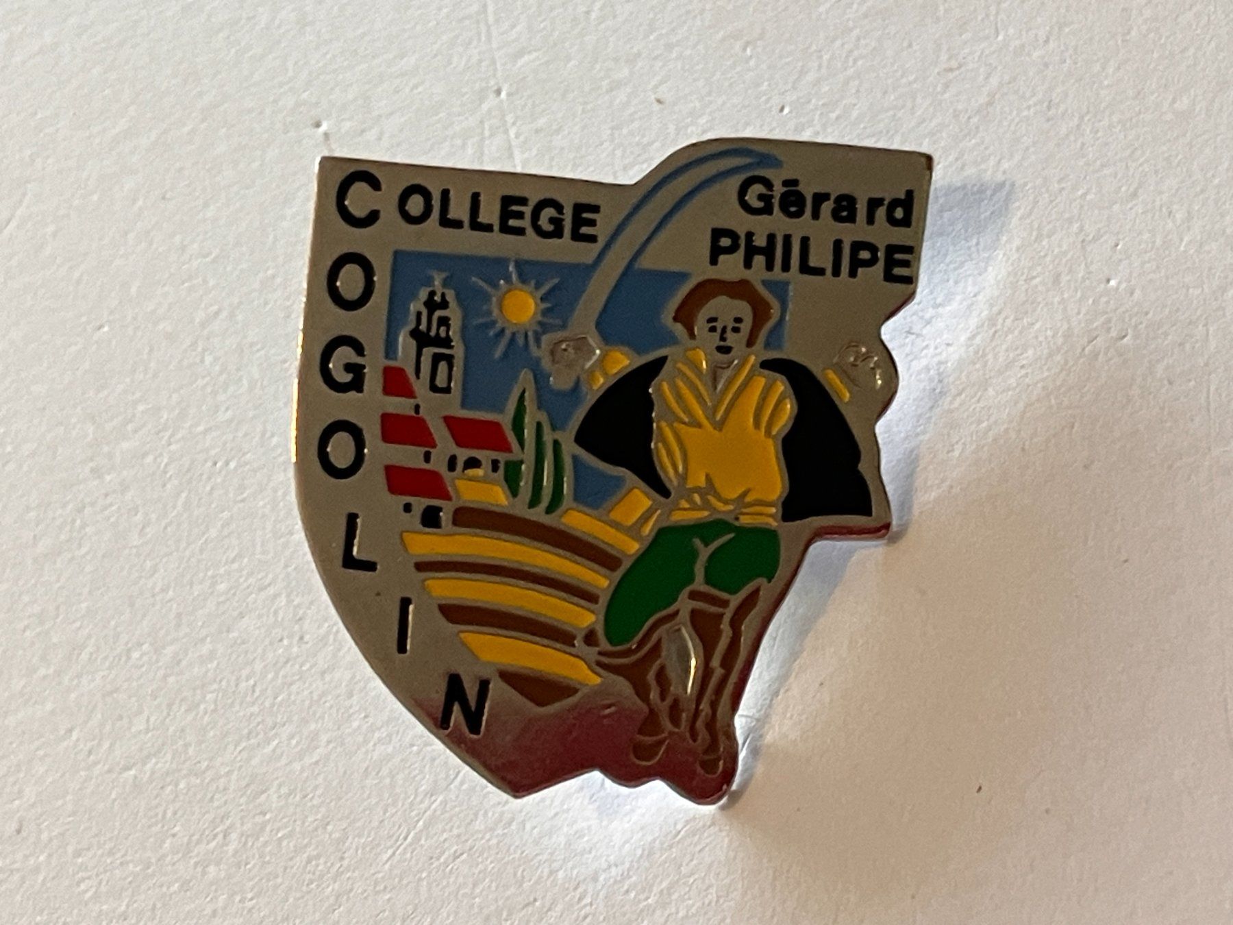 Placchette & Badge: 1 Pin Collage Cogolin – Usato da Basel venduto da djwwpp