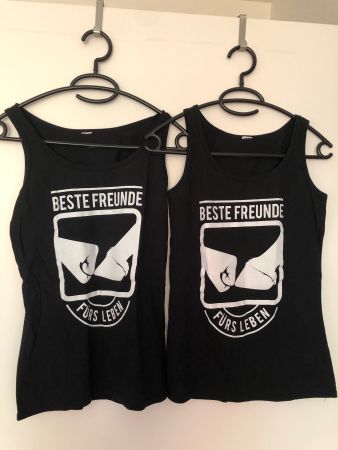 T-Shirt / Tops und Leggings