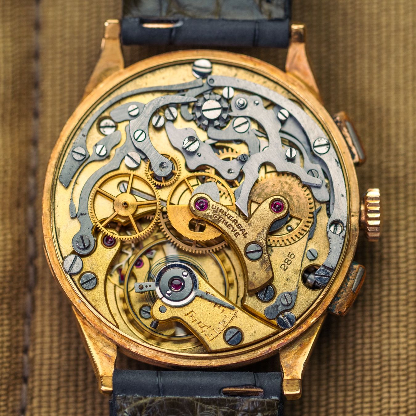 Universal Genève Orologi: Universal Genève Compur or jaune 18kt – Usato da Genève venduto da jon_wy77 1