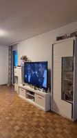 Wohnwand mit Vitrine