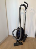 Miele S8710 Senator Parquet Staubsauger 2200W