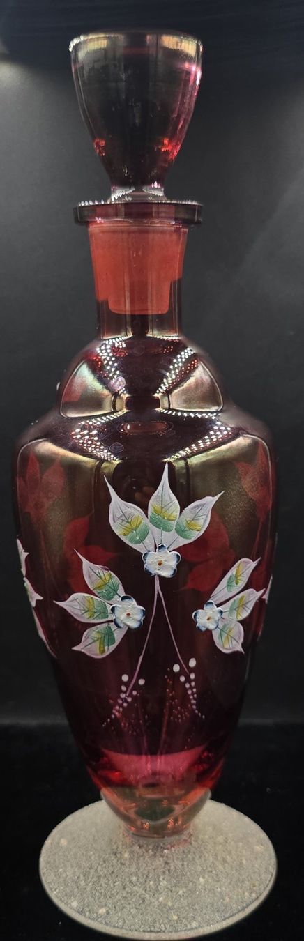 Caraffe: Karaffe aus satiniertem Glas mit Emaille Bemalung – Usato da Rorschacherberg venduto da snOOpydOg11 9