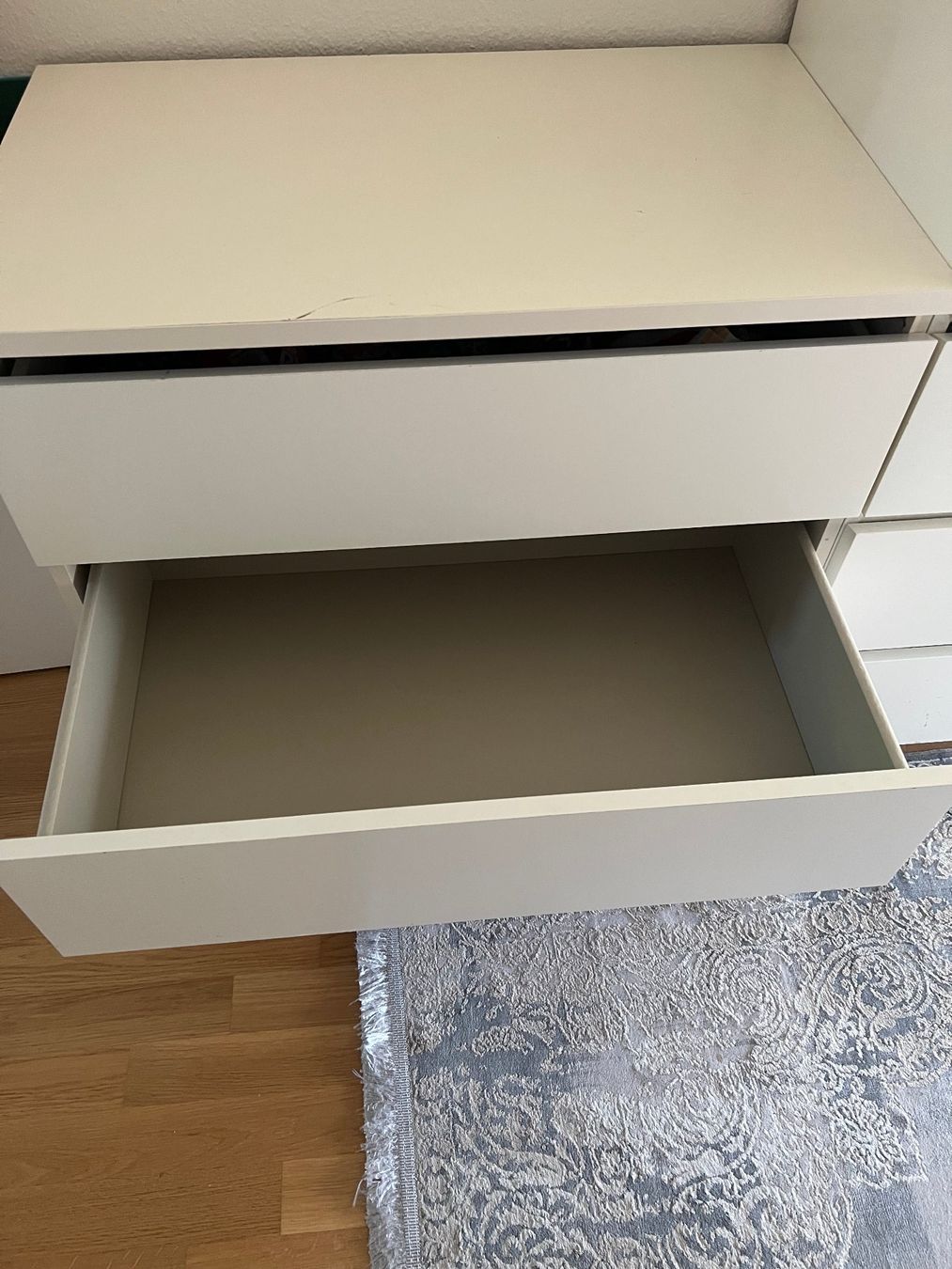 Kommoden: IKEA Malm Kommode weiss 4 Schubladen gebraucht – Gebraucht aus Oberengstringen von afaikzh 1