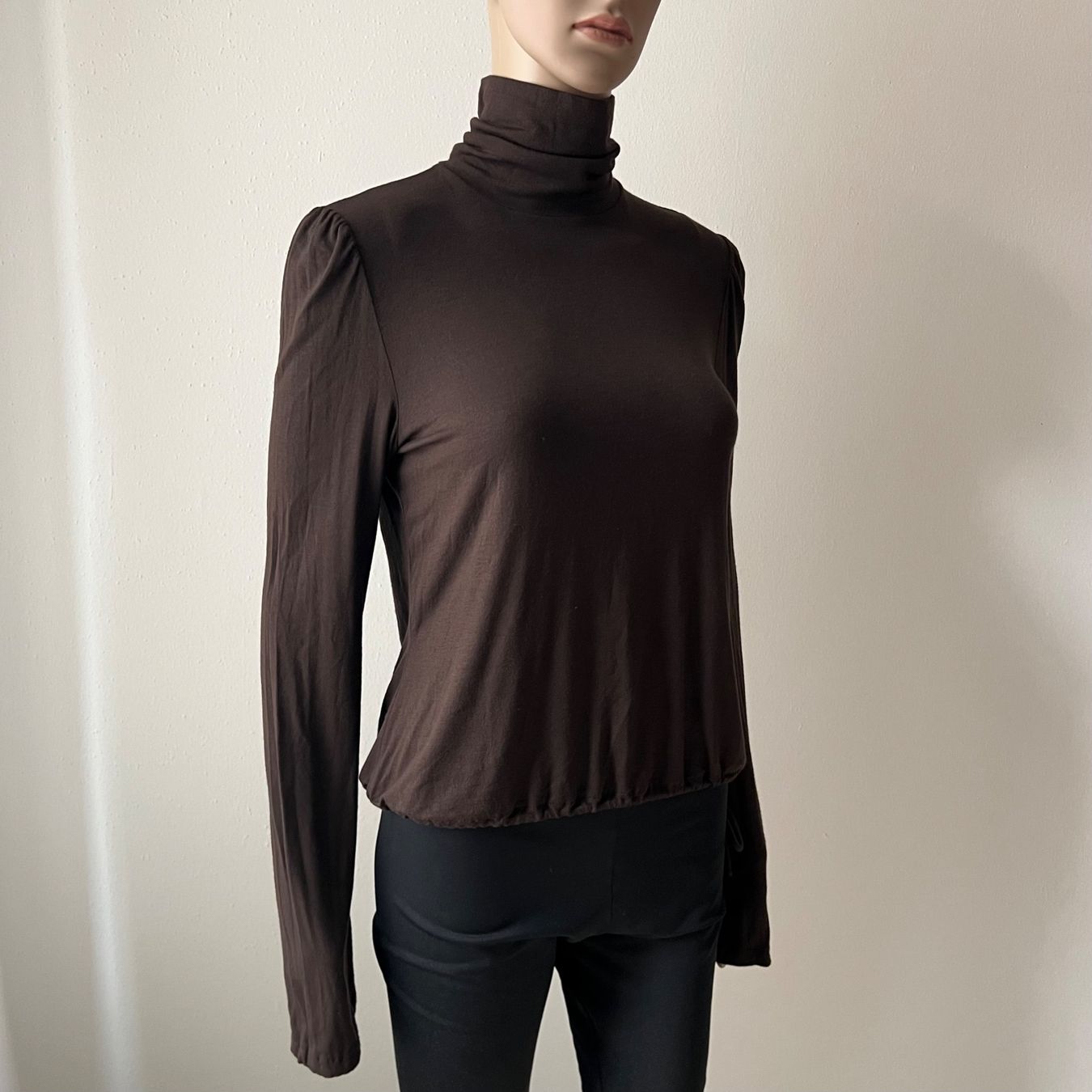 Etro Pulls & Sweat-shirts: ETRO Langarmshirt  🤎 – D'occasion à Zürich par ClosetQueen 6