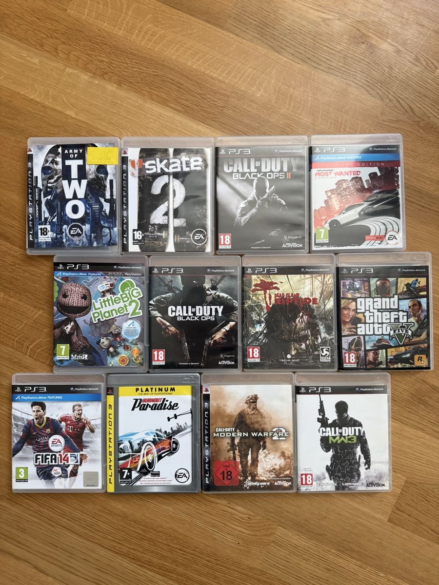 Sony Consoles: PlayStation 3 (PS3) mit 3 Controller & Games – D'occasion à Tagelswangen par Mantii 2