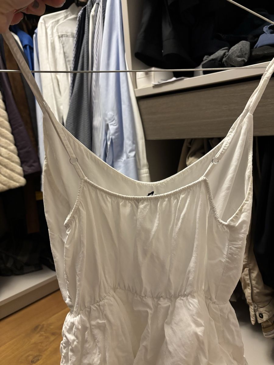 Robes: Weisses Rüschenkleid Subdued (M) – D'occasion à Männedorf par giu_wm6d 2