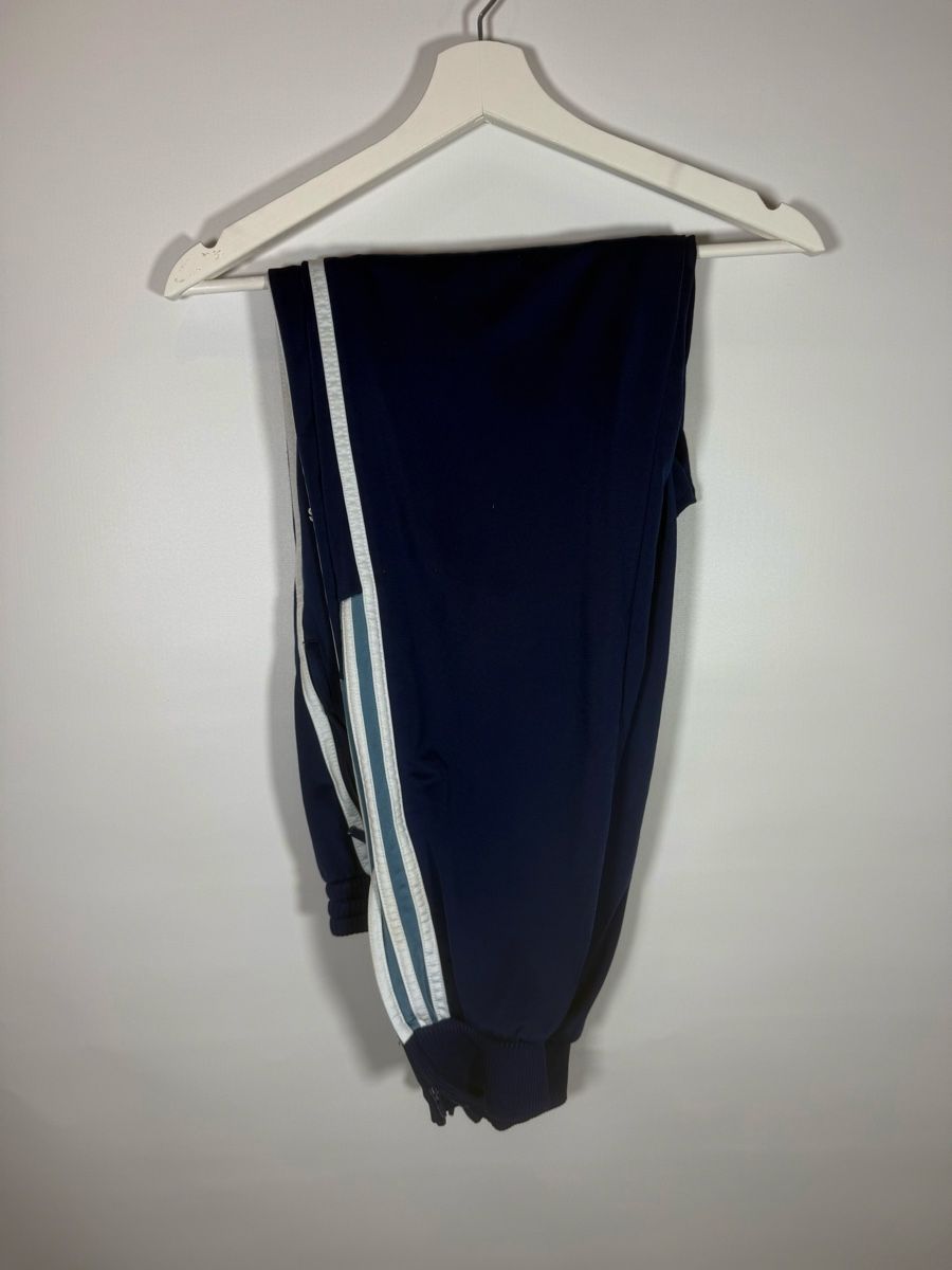 Adidas Pantaloni: Adidas Spanien Vintage Trainerhosen M – Usato da Mühledorf BE venduto da ericgrunder_12 3