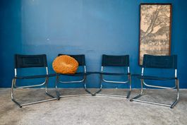 Set de 4 fauteuils Lounge ou chauffeuses causeuses design