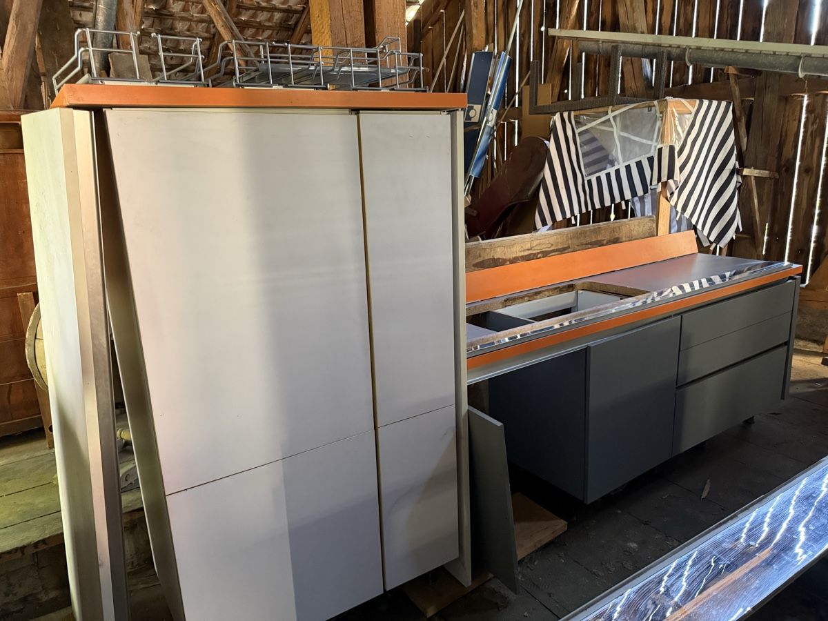 Cucine complete: Einbau Küche, mit Insel Weiss, Grau, Orange – Usato da Bad Ragaz venduto da ram_t825 1