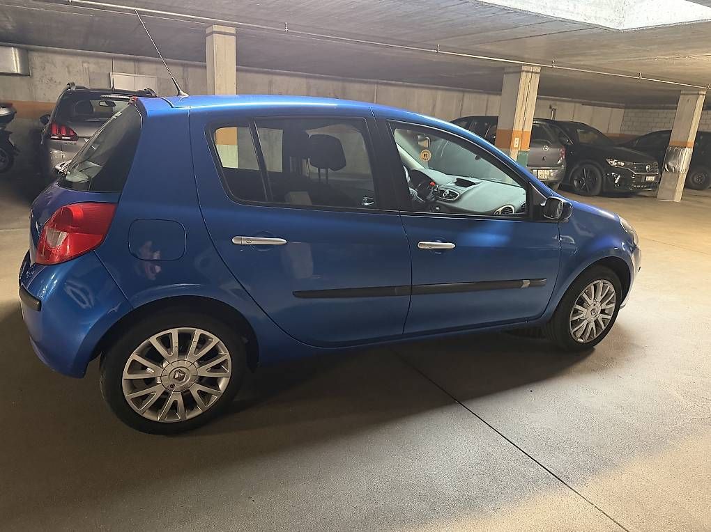 Automobili: Renault Clio 1.6 16V – Usato da Rüfenacht BE venduto da ang_qj88 2