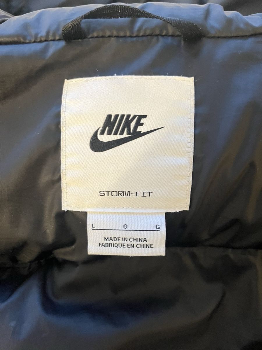 Nike Giacche: Veste d'hiver nike – Nuovo (secondo la descrizione) da Le Grand-Saconnex venduto da c7w_ngx7 3