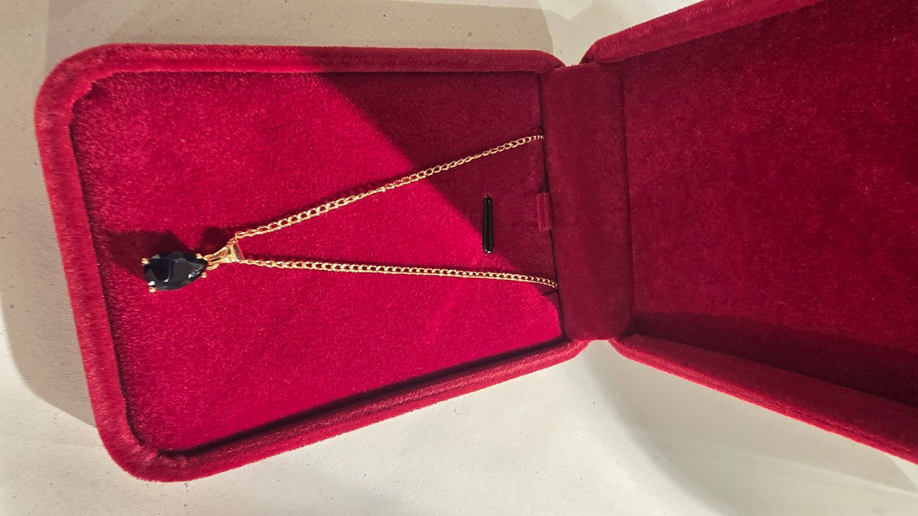 Catenine: Saphir Halskette und 9k Gold – Nuovo e nell'imballaggio originale da Hemmental venduto da BlingBling1 7