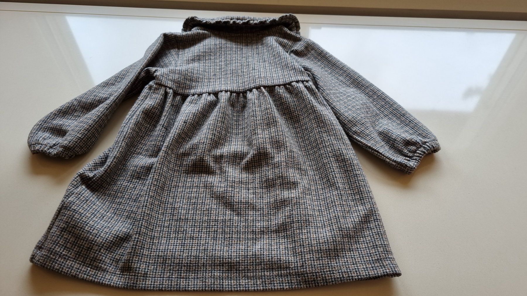 Zara Vestiti & Gonne: robe hiver – Usato da Ferpicloz venduto da Clicli014 1