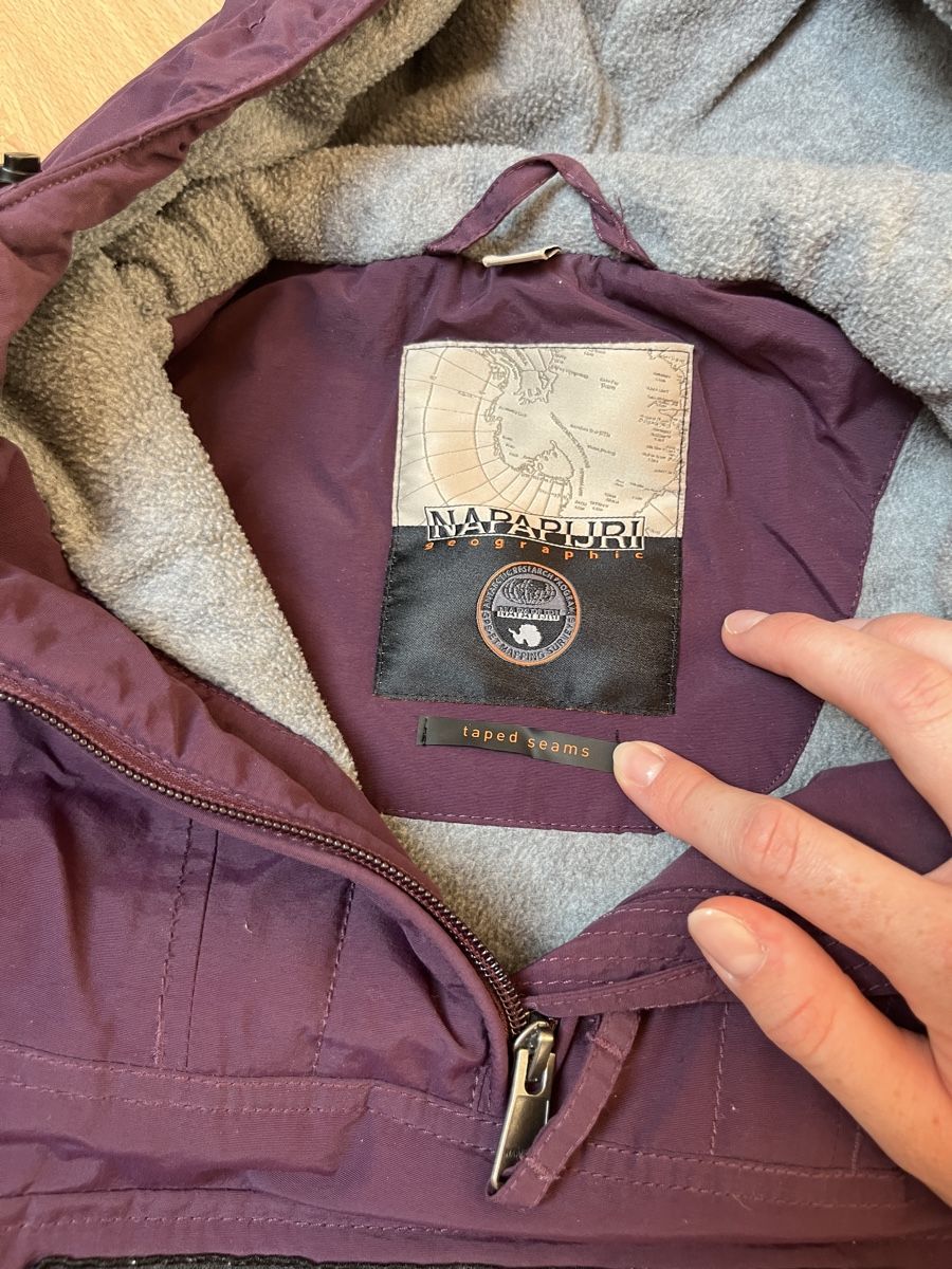 Napapijri Giacche: Napapijri Anorak  – Nuovo (secondo la descrizione) da Müntschemier venduto da leonie.3232 2