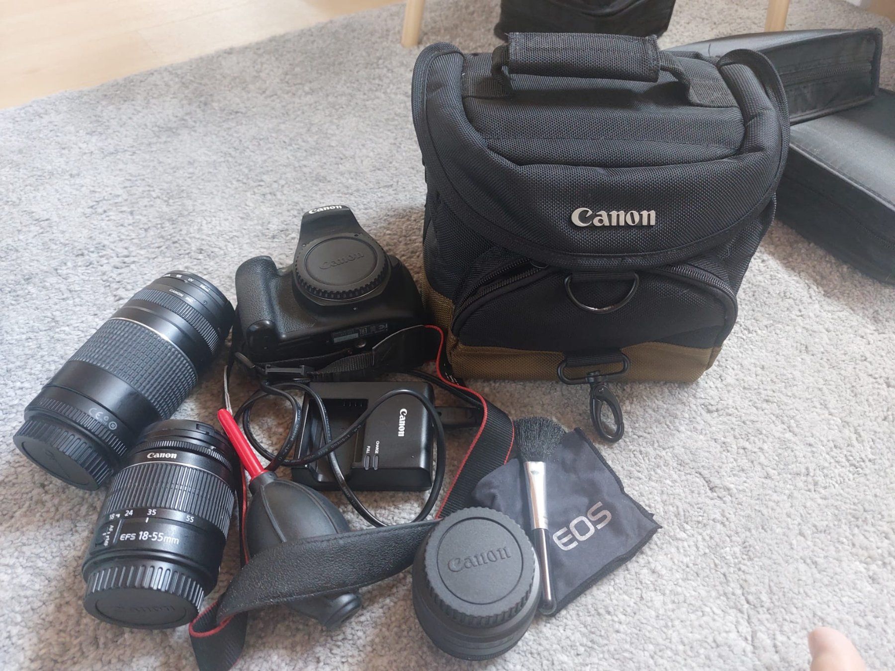 Canon Kamera: Kamera mit drei Objektiven – Gebraucht aus Basel von Salbuquerque 3