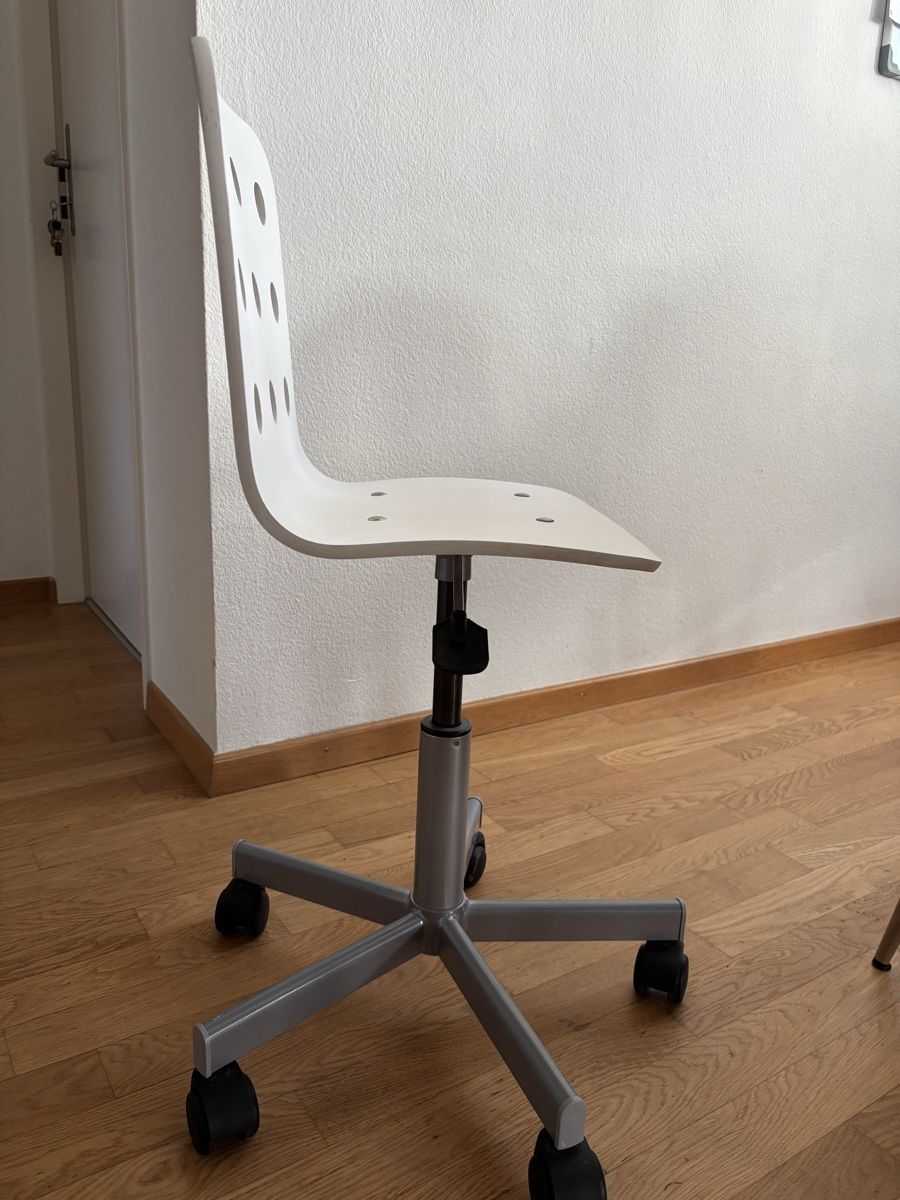 Sonstiges zum Lager & Transport: Bürostuhl Rollen Kinder – Gebraucht aus Bülach von mmva01 6