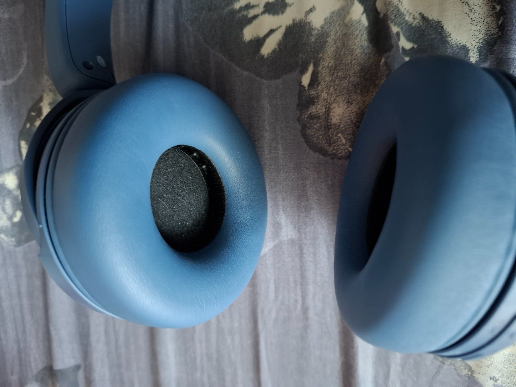 Sony Kopfhörer: Sony wh-ch520 over ear Bluetooth Kopfhörer – Neu (gemäss Beschreibung) aus Schlieren von car_w57d 1