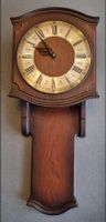 Antike Wanduhr aus Holz, Vintage, Retro Look