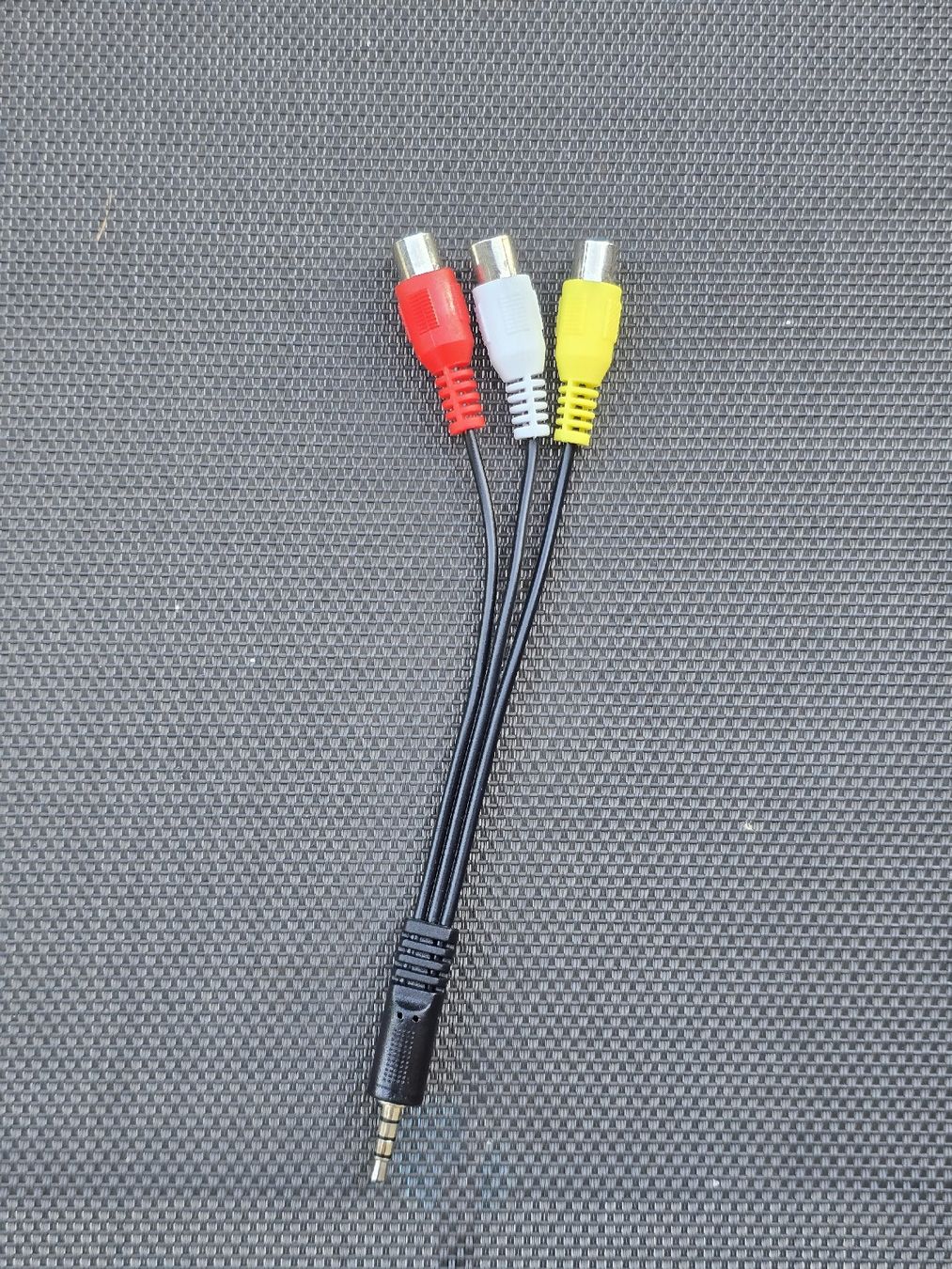 Cavi: Klinke auf Cinch Kabel 3.5mm – Usato da Grandval venduto da Golumbus