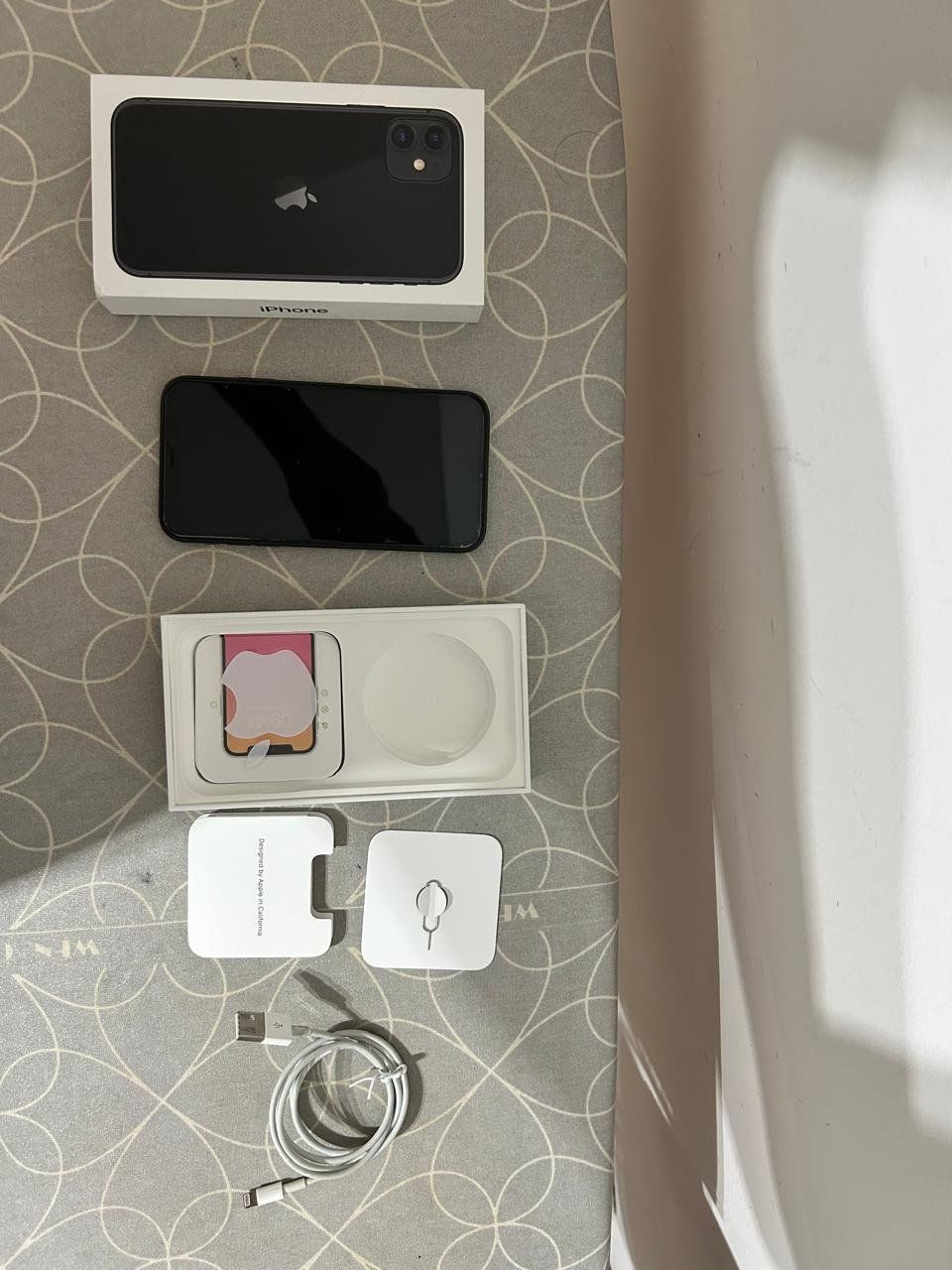 Apple Telefoni cellulari / Smartphones: iPhone 11/ 64 GB/iOS 26.6 – Usato da Basel venduto da rat_7r5v