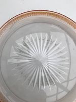 Très jolie assiette en cristal satiné
