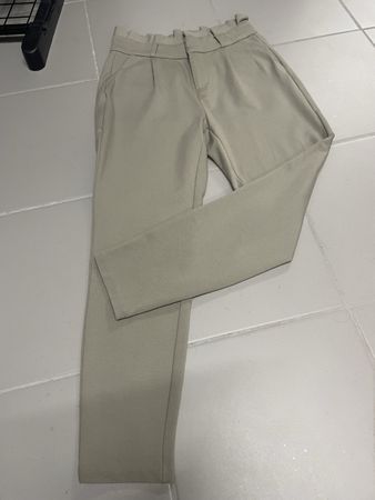 Hose Vero Moda beige Paperbag Schnitt Grösse XS neu