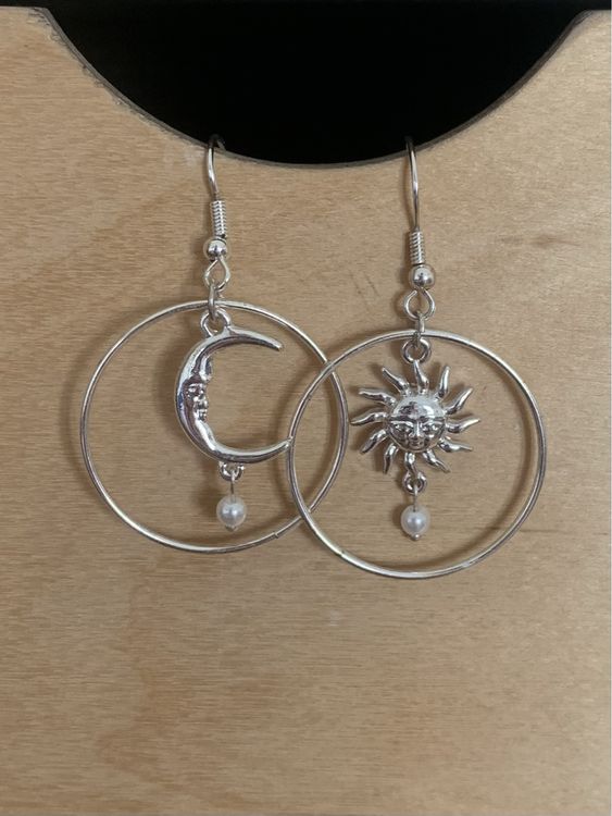Clous d'Oreilles Soleil Lune