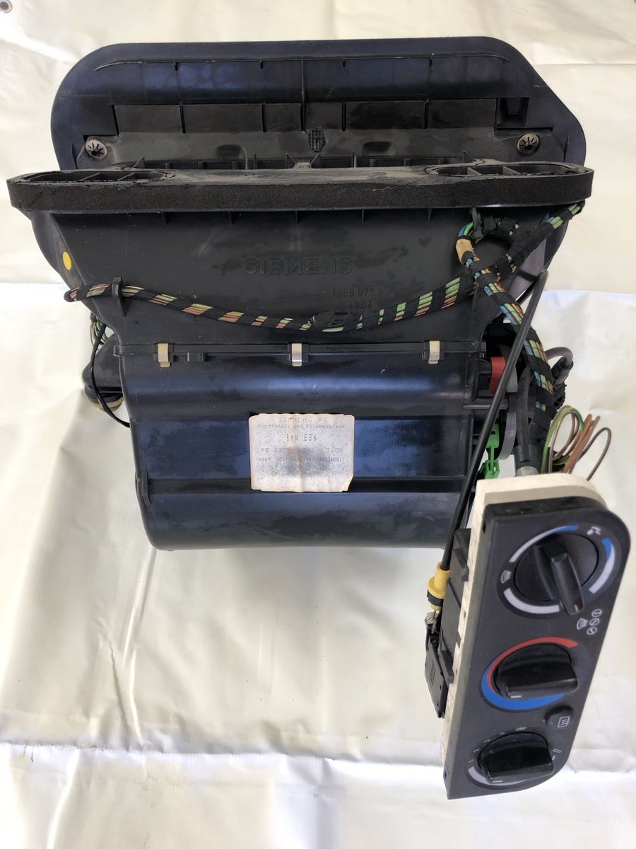 Siemens Radiatori: Bloc chauffage Siemens BMW E36 – Usato da Gland venduto da marckarl