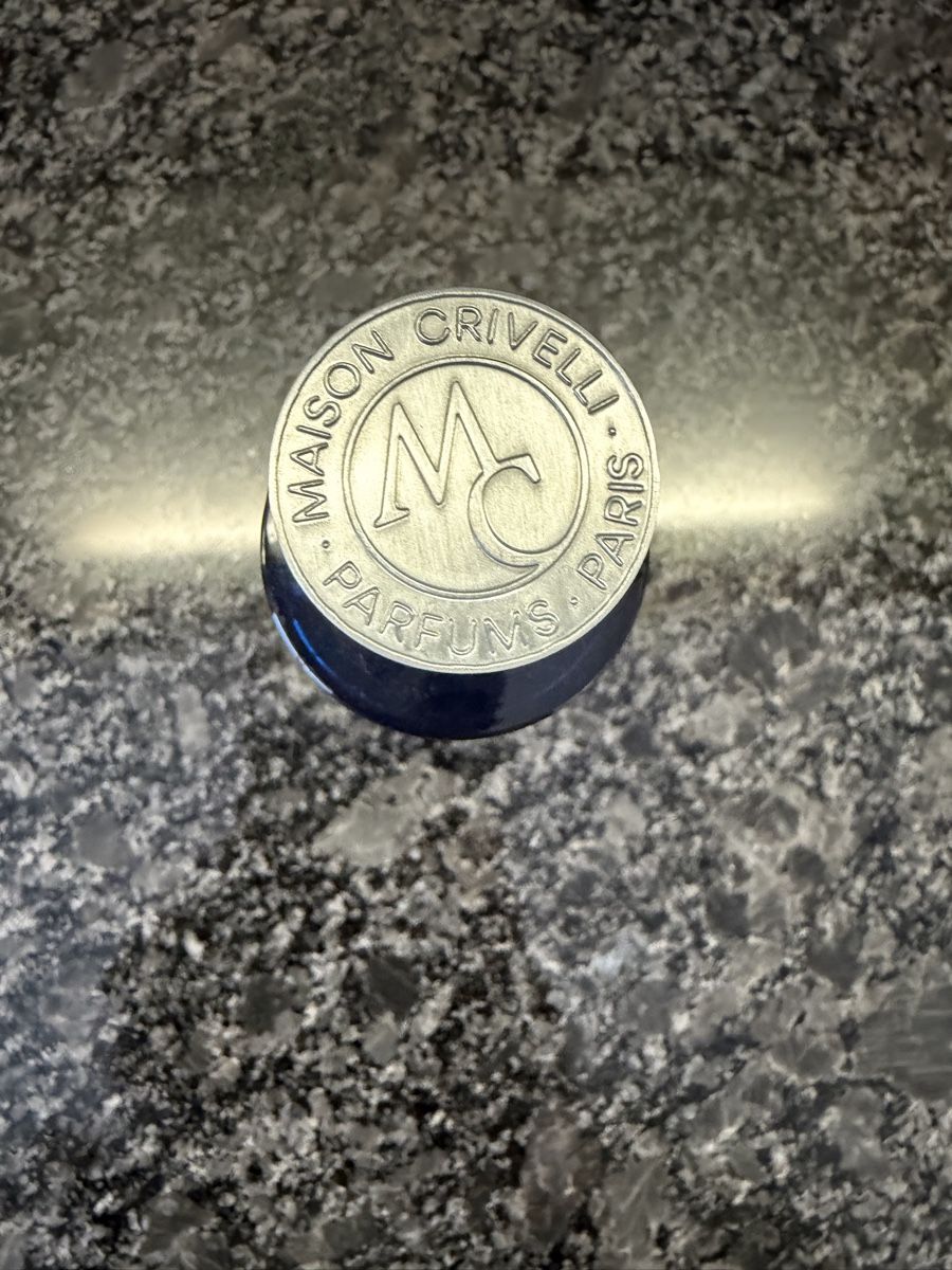 Profumi & Eau de Toilette: Maison Crivelli- Oud Maracuja  – Usato da Widnau venduto da ces_d8xn 4