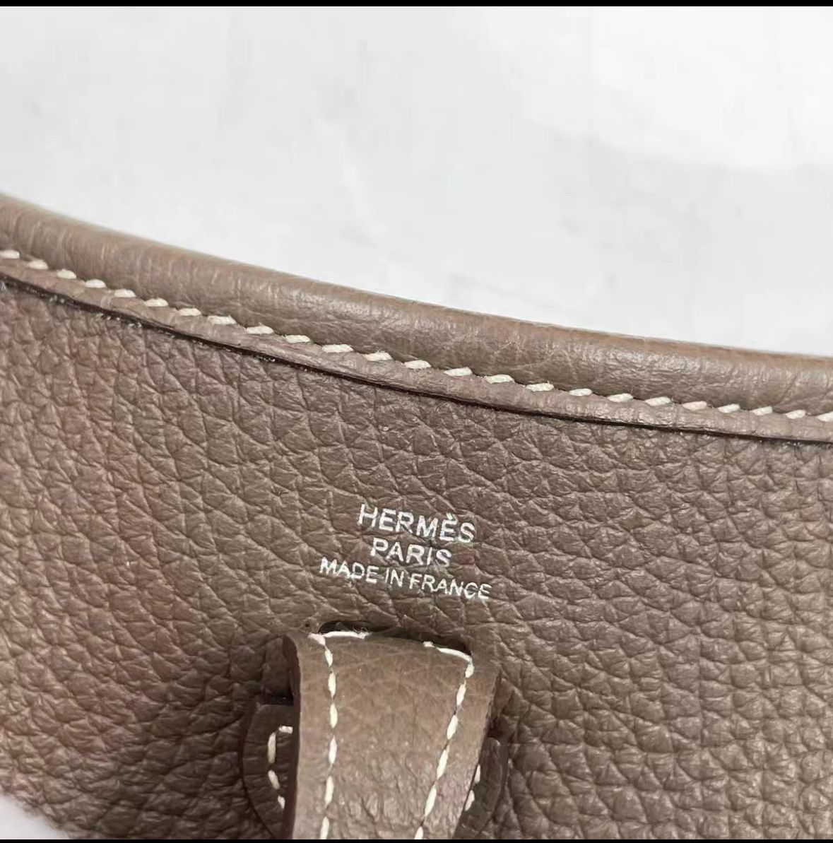 Borse da donna: Hermès mini evelyn  – Nuovo (secondo la descrizione) da Davos Dorf venduto da gin_8k9d 8