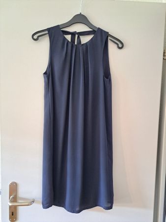 Luftiges Tunikakleid von H&M in dunkelblau, Grösse 34