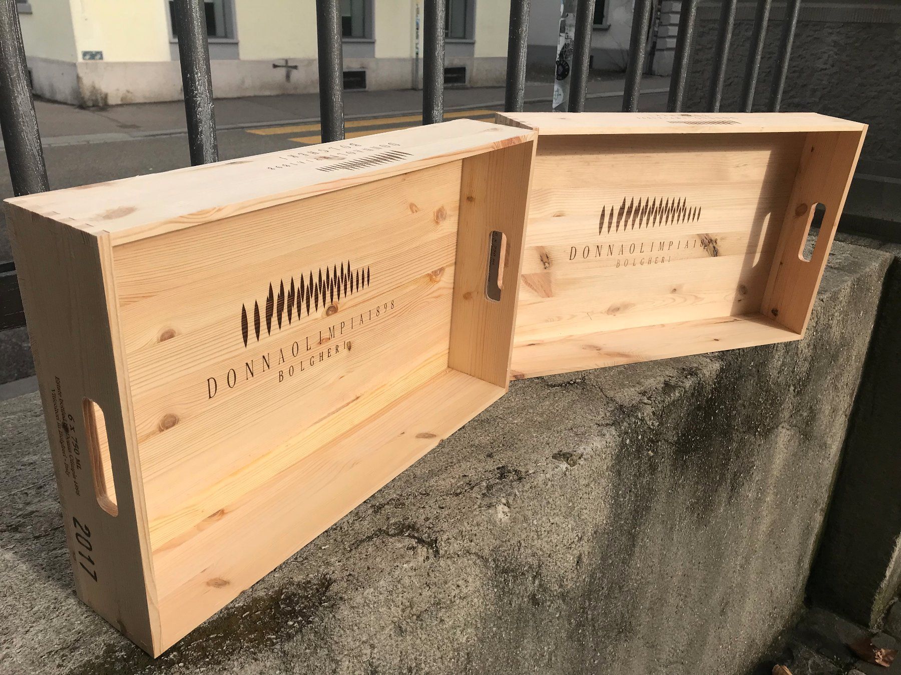 Autres: schönes Serviertablett Weinkiste – D'occasion à Zürich par atlantis77 5