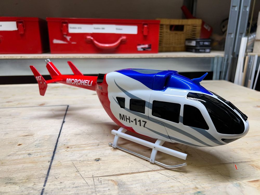 Microheli – Coque En Fibre De Verre Échelle EC145 Pour OMP Hobby M2 / EVO / MK2