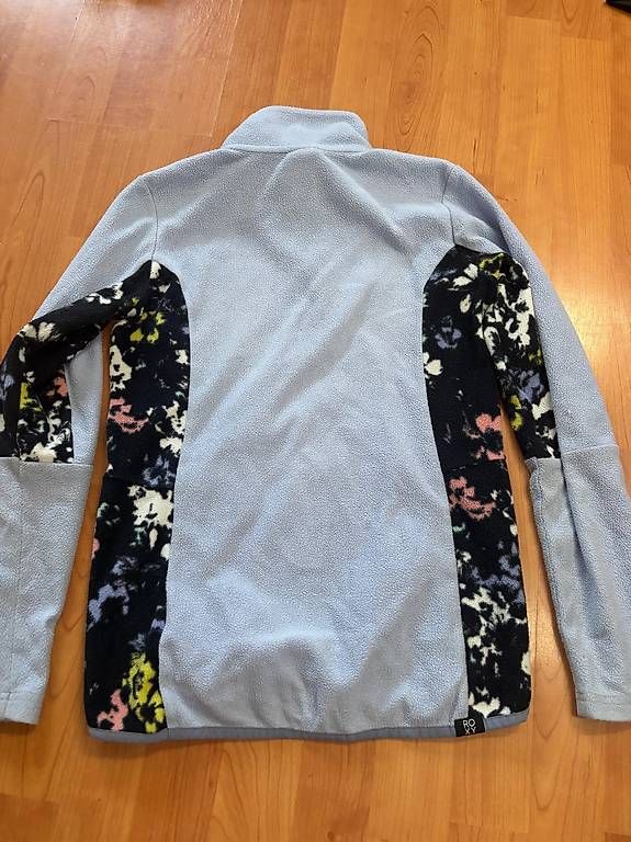 Pulls et sweat-shirts: Roxy Pullover , gr 140 – D'occasion à Küttigen par san_2x92 2