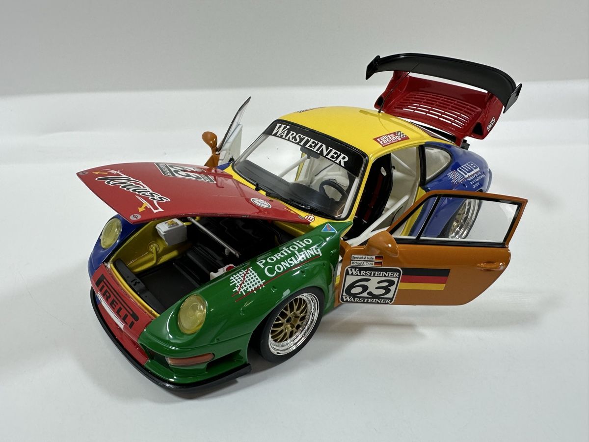 UT Models Modellini d'auto: Porsche 911 GT2 1:18, Müller/Trunk, UT MODELS – Usato da Zofingen venduto da rf9_x2xt 7