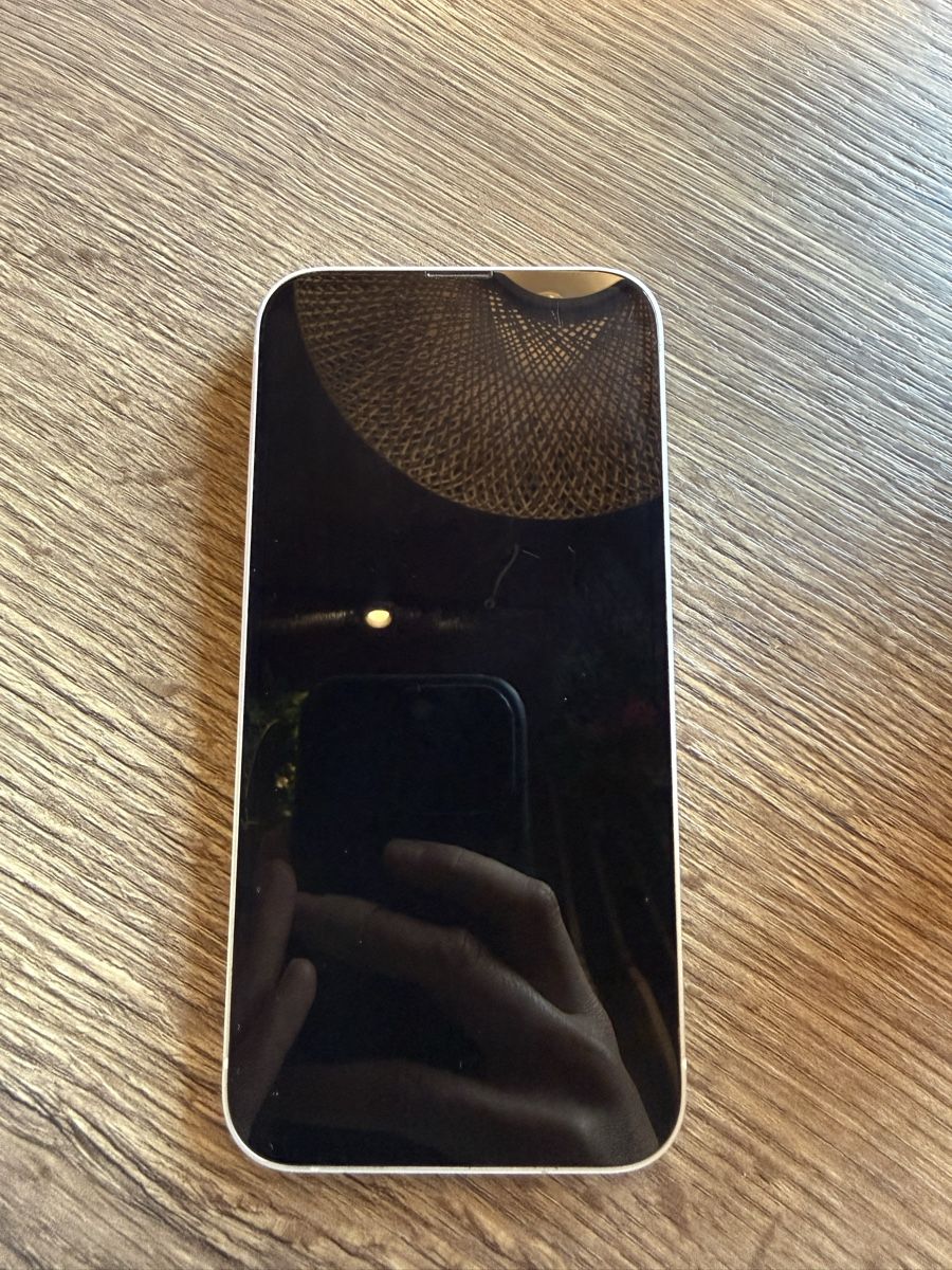 Apple Portables: iPhone 13 128GB Weiss – D'occasion à Herisau par ann_8lgy 2