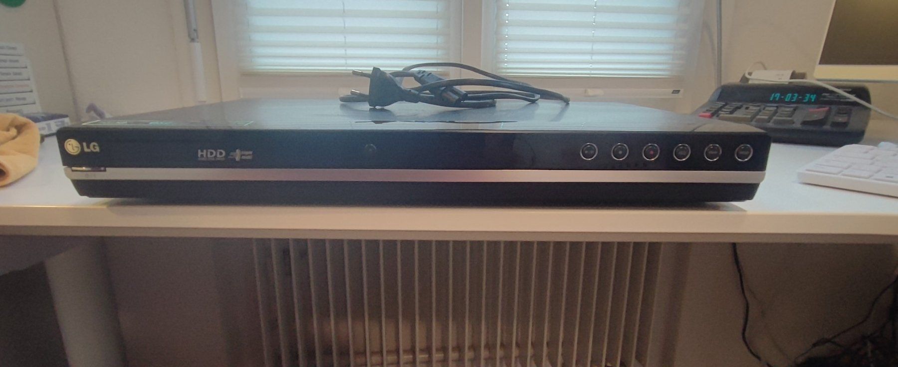 LG Sistemi audio & multimediali: DVD Player und Recorder mit Festplatte 160 GB – Usato da Mosnang venduto da KurtHe 3