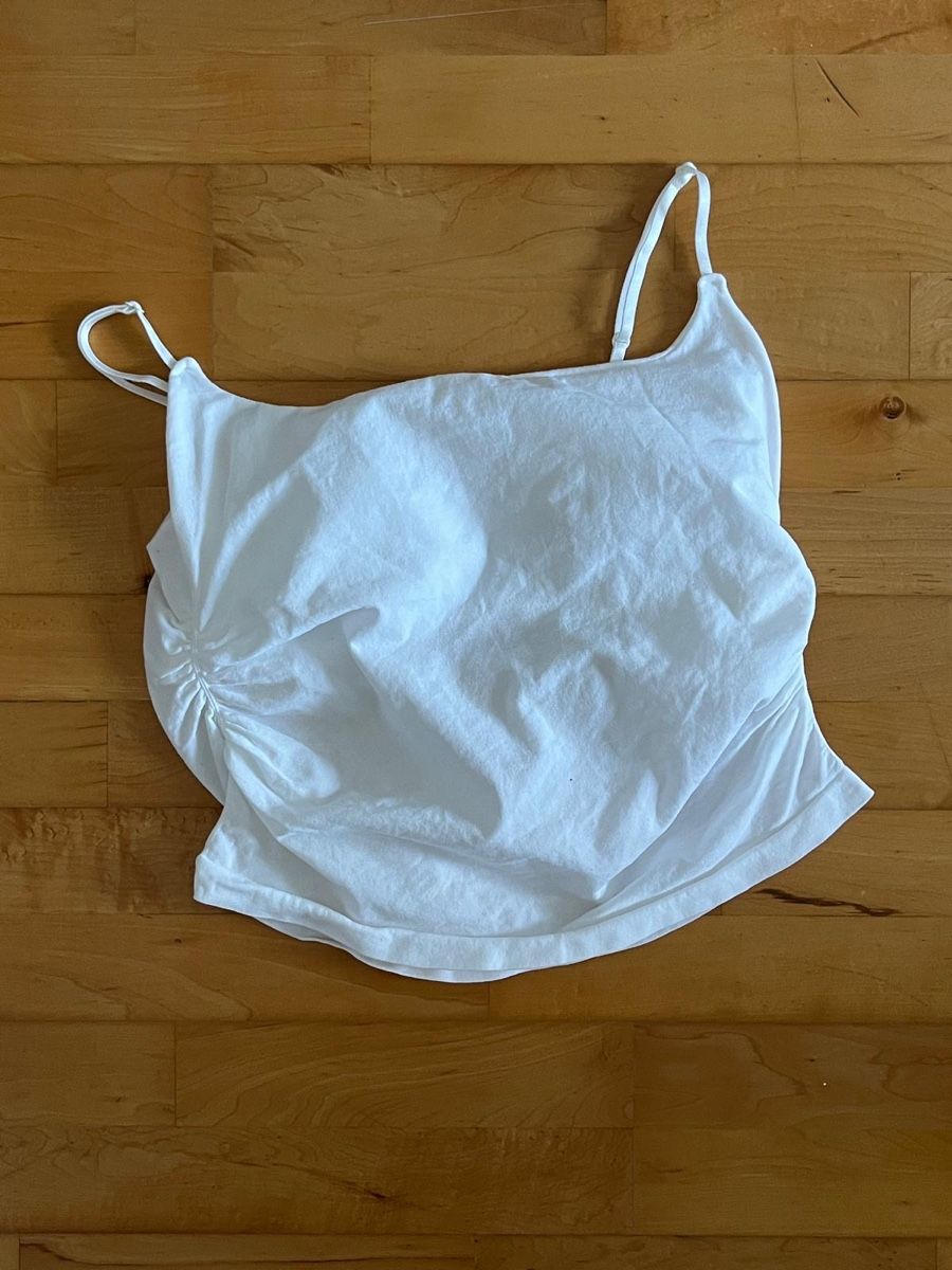 Blusen, T-Shirts & Tops: Tops mit integriertem BH – Neu (gemäss Beschreibung) aus Bad Ragaz von dia_llh9 2