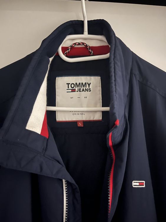 Tommy Hilfiger NY 85 Winter Jacke Grosse L Navy blau Vintage Kaufen auf Ricardo
