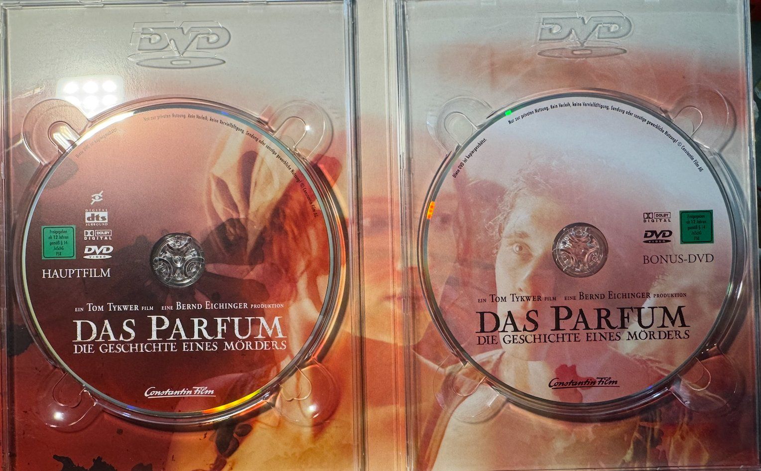 Tutti i DVDs: 2 DVDs DAS PARFUM - DIE GESCHICHTE EINES MÖRDERS - BUCHCOVER – Usato da Wisen venduto da gigisna 2
