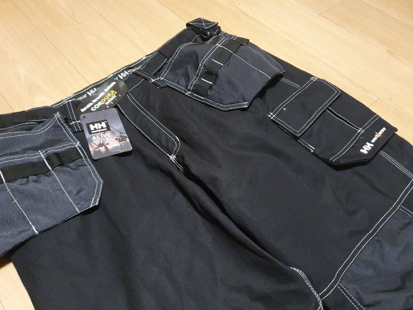 Pantaloni: Helly Hansen Arbeitshose, Neu, Gr. C64 HH Workout – Nuovo e nell'imballaggio originale da Val D Illiez venduto da SnowRoof 1