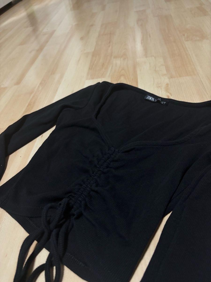 Zara Top: Zara Top Schwarz Gr. S – Usato da zürich venduto da mapaXXefaboo 1