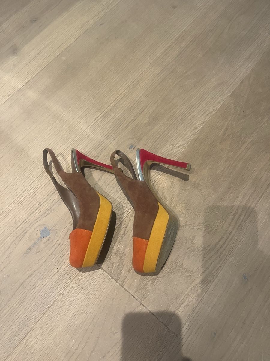 Scarpe da donna: Charles & Keith High Heels Size 36 – Nuovo (secondo la descrizione) da Kloten venduto da Sz.Cz11 1