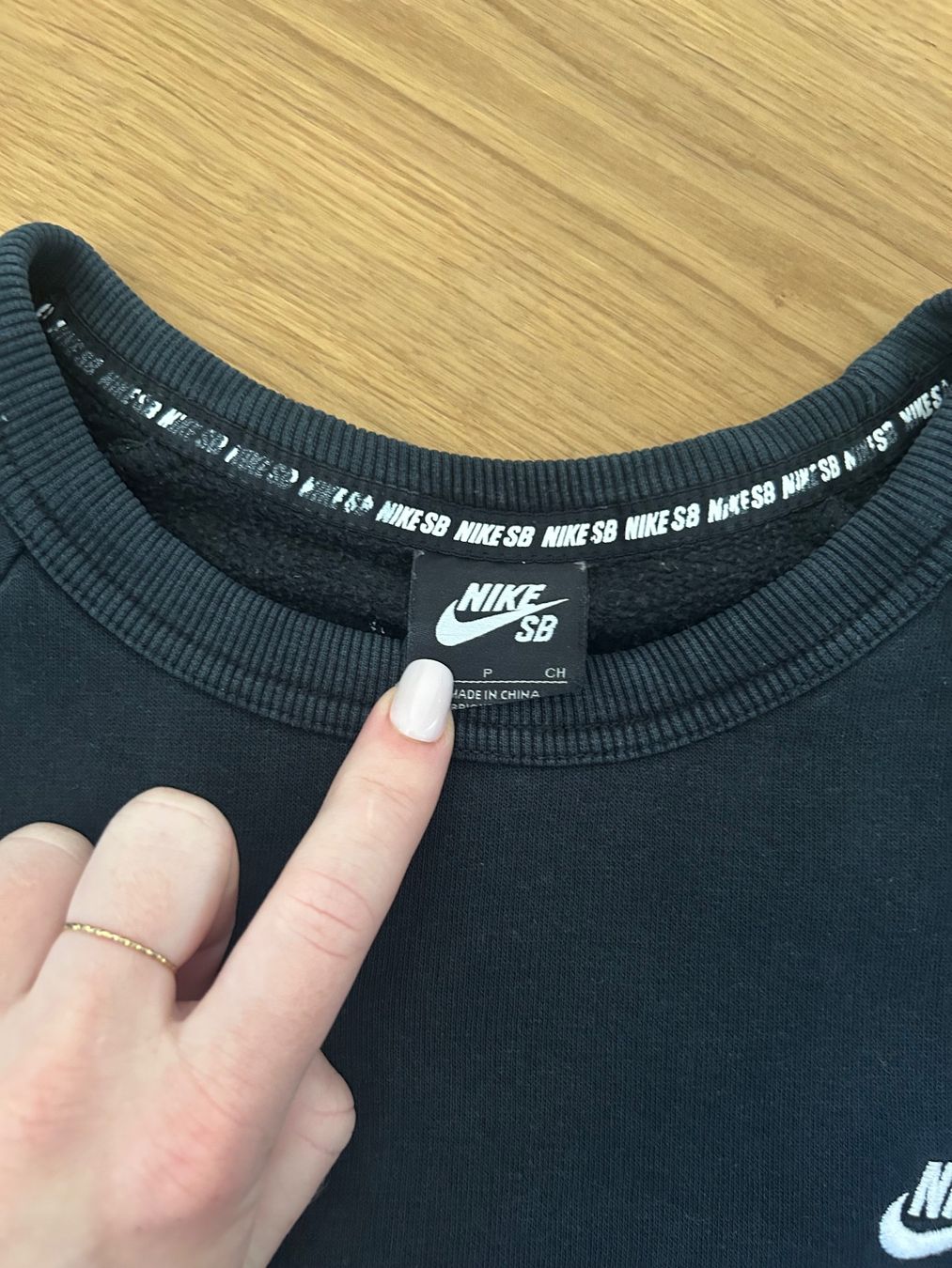 Pulls & Sweat-shirts: Pullover von NikeSB, Grösse M – D'occasion à Diessenhofen par mar_dxc7 1