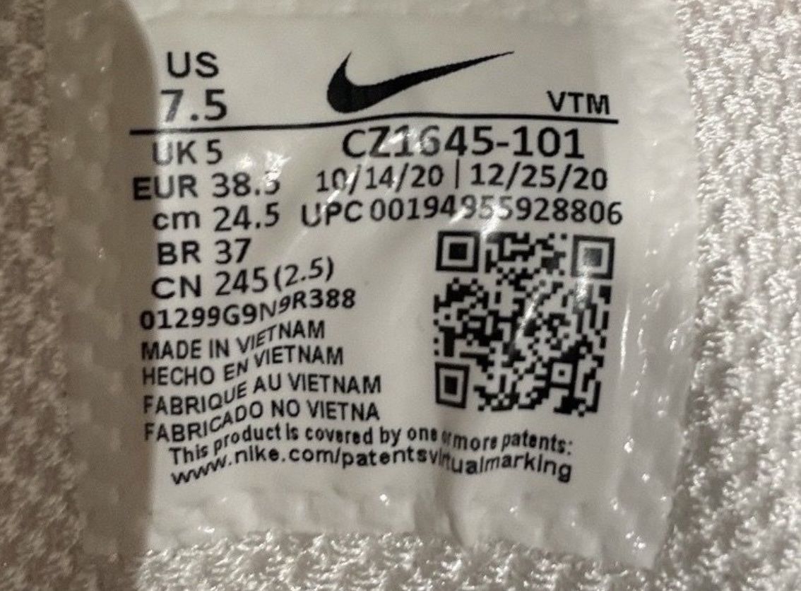 Nike Chaussures femmes: Nike 38,8 – D'occasion à Winterthur par EasyRS 3